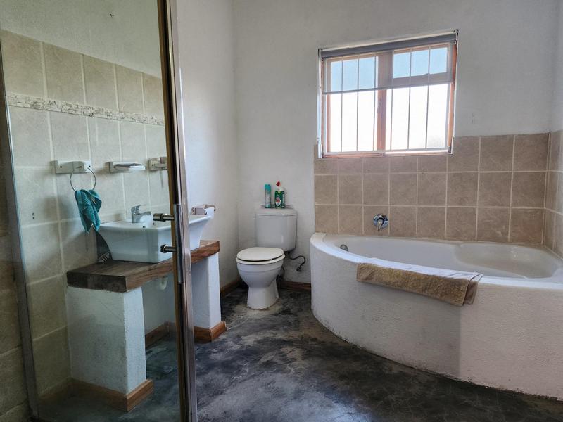 4 Bedroom Property for Sale in De Kelders Western Cape